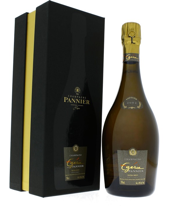 Champagne Pannier Egerie 2002 casket