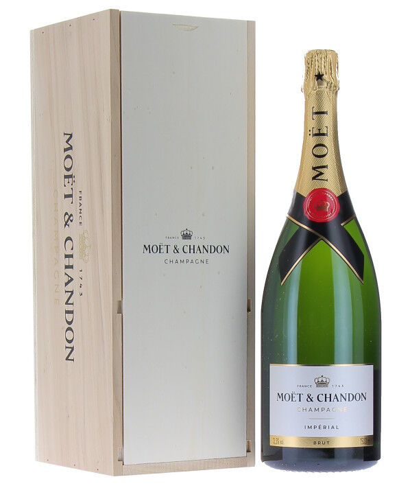 Champagne Moet Et Chandon Brut Impérial wooden case Magnum