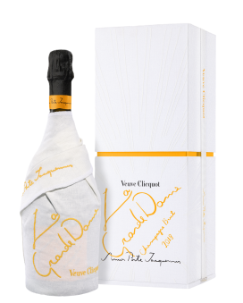 Champagne Veuve Clicquot La Grande Dame Blanc 2018 By Simon Porte Jacquemus