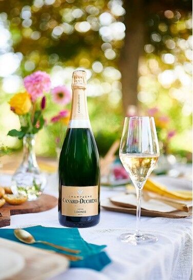 Champagne Canard Duchene