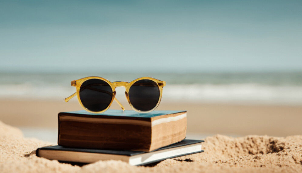 Champagne-books-for-summer-1